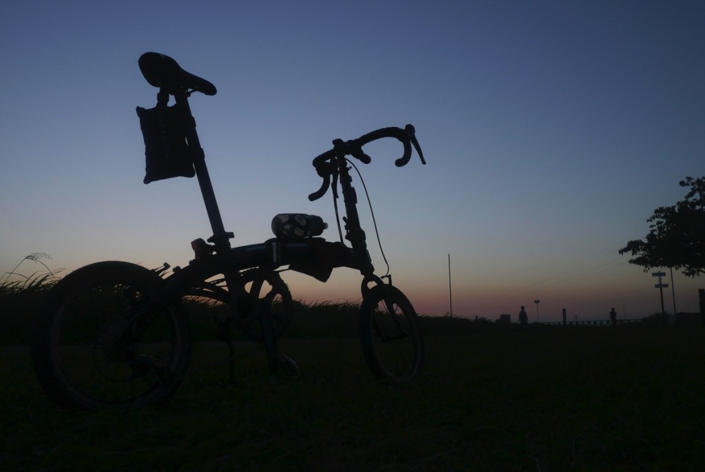 折りたたみ自転車DAHONで行く輪行しないサイクリング【強風の江戸川編】