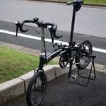 DAHON Curve D7のキックスタンドを黒く塗装してみた