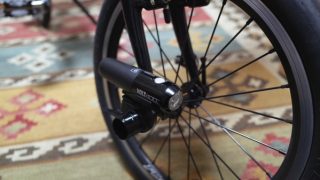 自転車ライトの取り付け方についていろいろと試しています♪