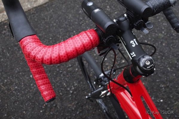 【ロードバイクのバーテープ選び】本当に赤で良いの?やっぱ黒でしょ!?