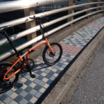 60,000円の折りたたみ自転車選び、ESR PURSUERとDAHON Boardwalk D7どっち?
